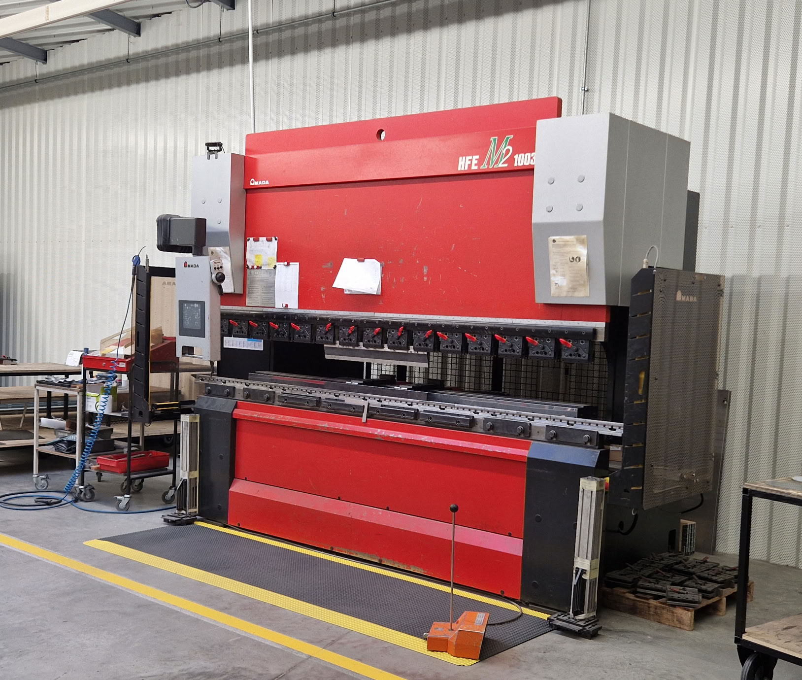 Photographie En Niveaux De Gris Des &eacute;chafaudages