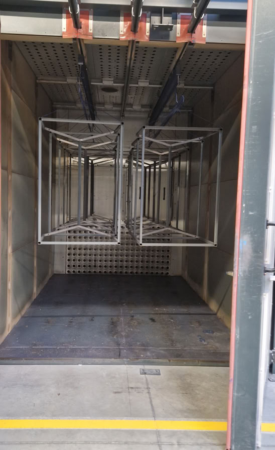 Photographie En Niveaux De Gris Des échafaudages